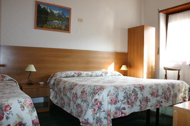 Albergo Anna Τσιαμπίνο Δωμάτιο φωτογραφία